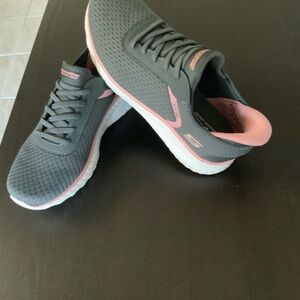 Skechers Gray and Pink Women's Shoes